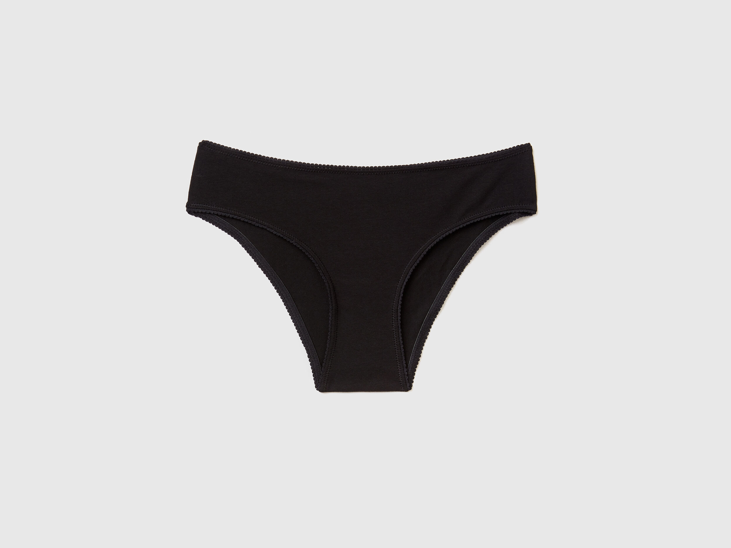Basic underwear 2025