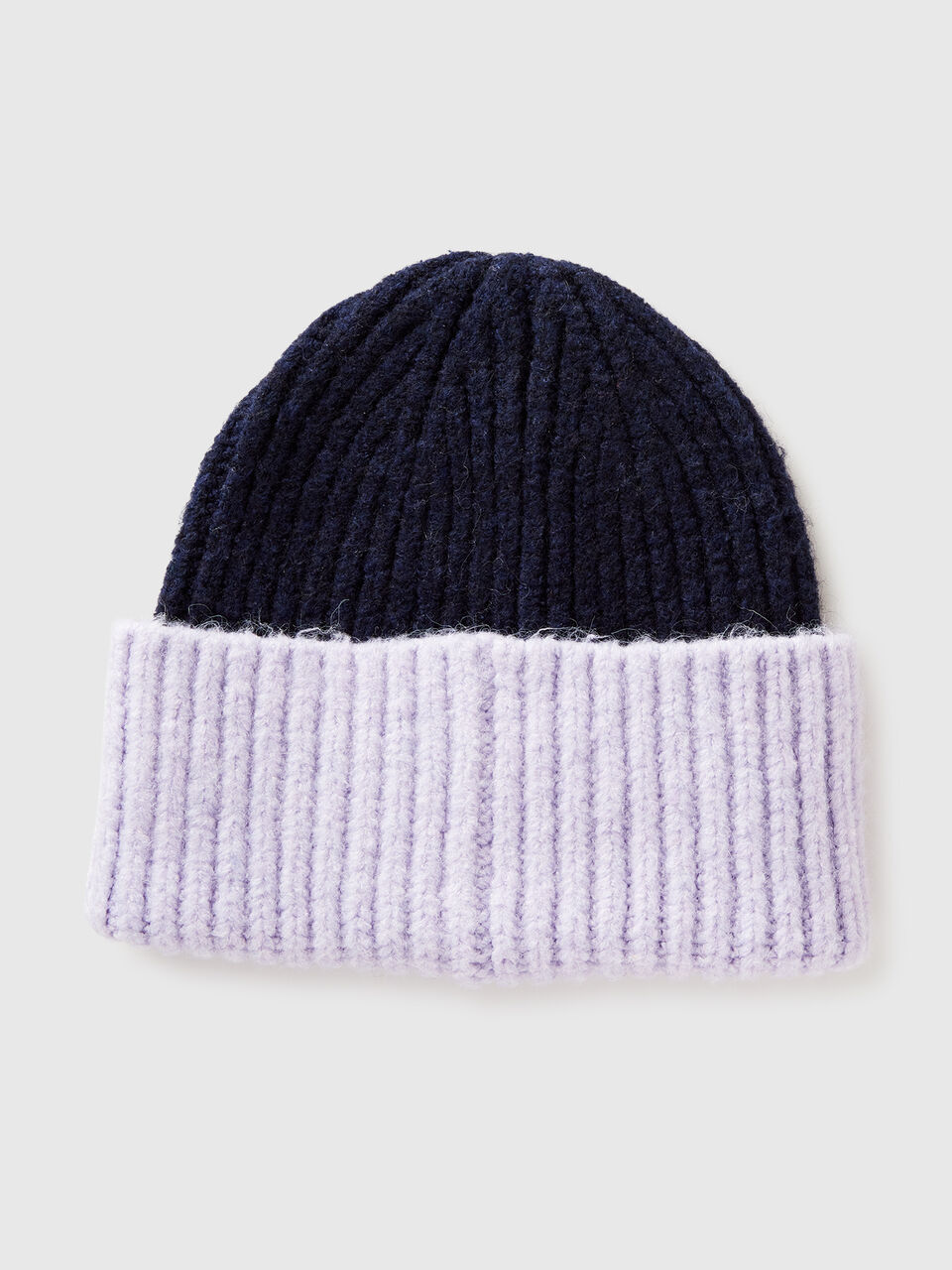 CAP Femme image number null