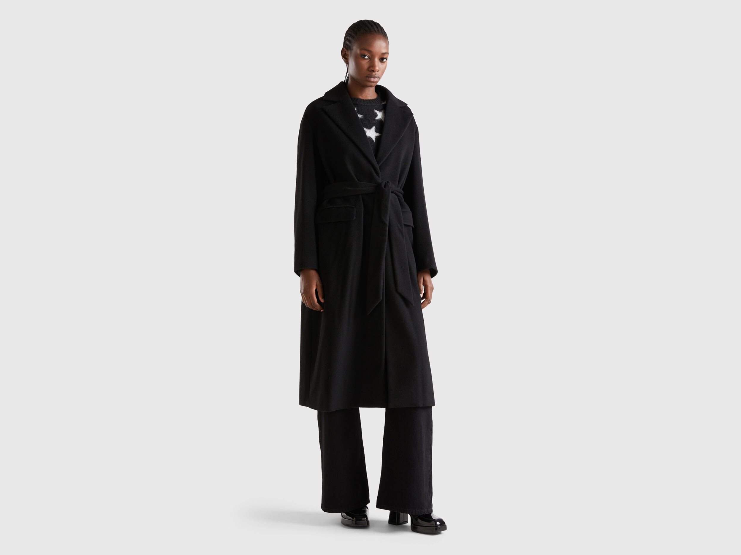 Black long coat with belt hotsell