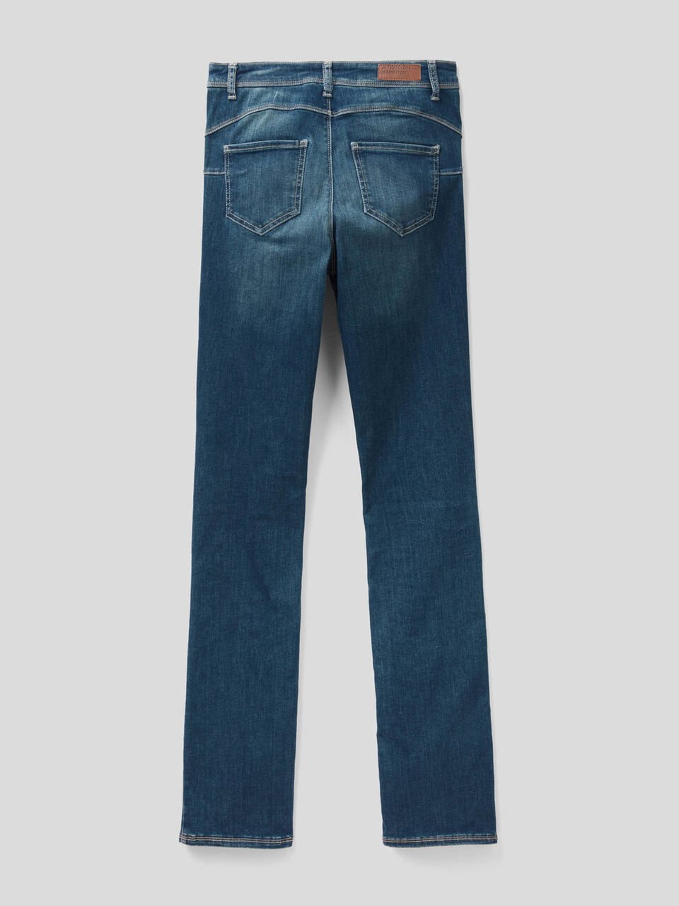 Push-Up-Jeans mit Bootcut image number 2