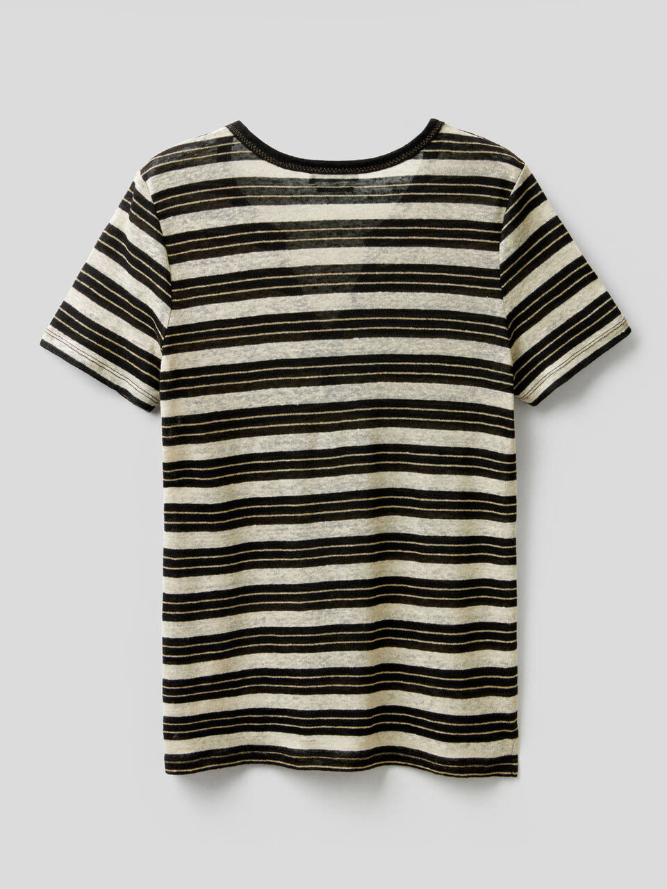 Gestreiftes T-Shirt mit V-Ausschnitt image number 2