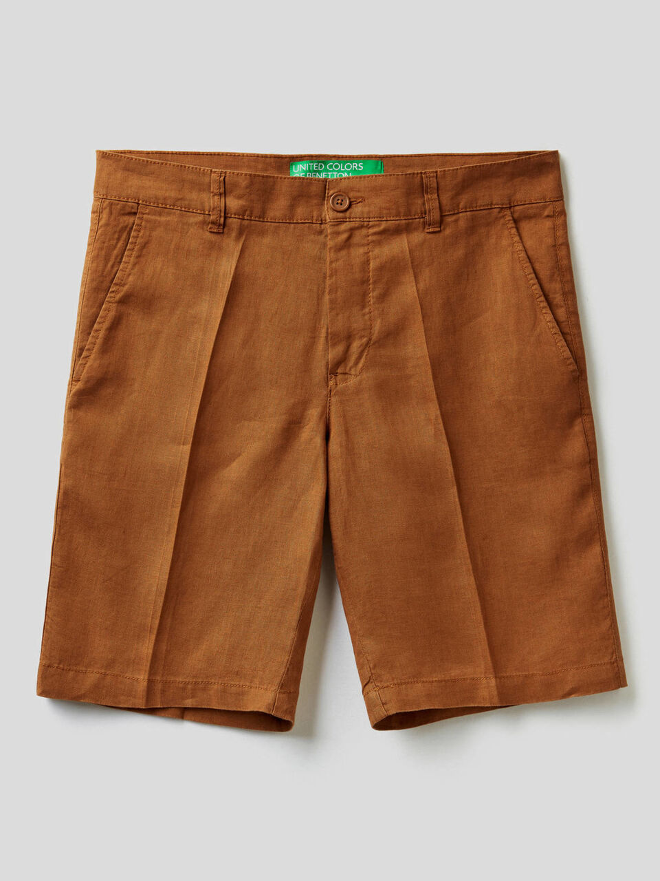 Bermudas in pure linen image number 1