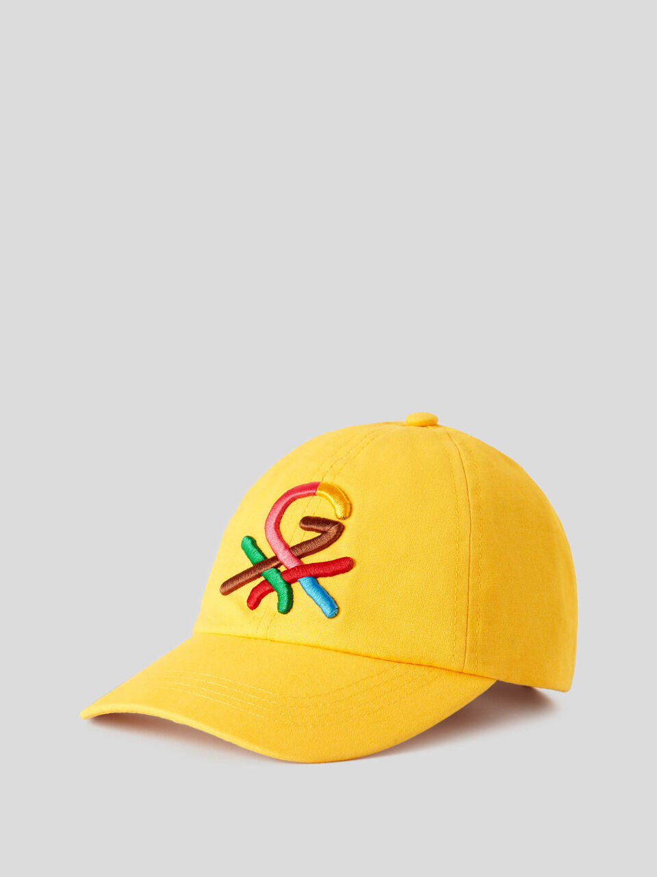 Hat with embroidered logo by Ghali image number 1