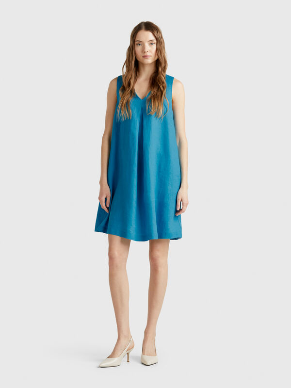 Vestito smanicato in puro lino Donna