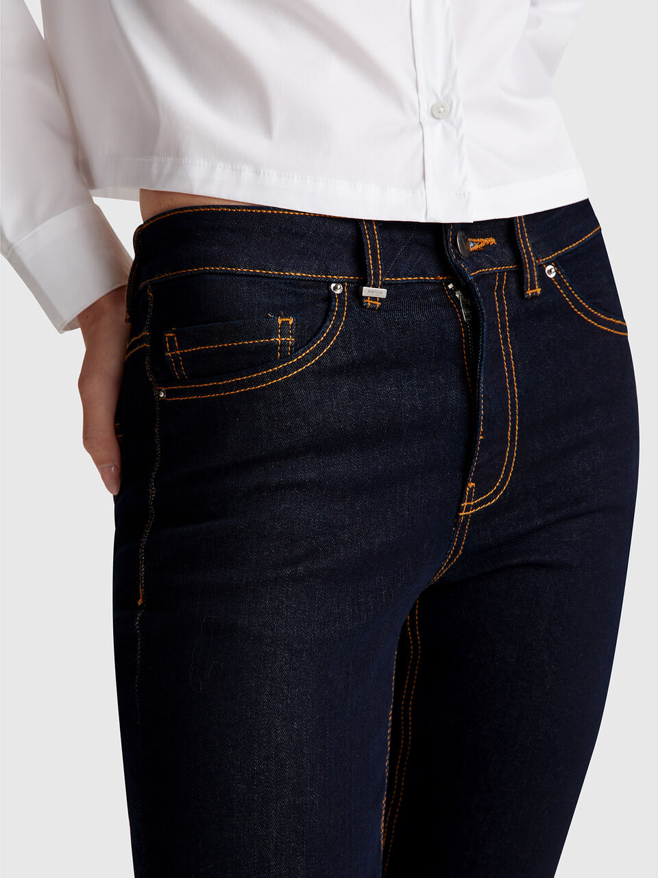 TROUSERS Femme image number null