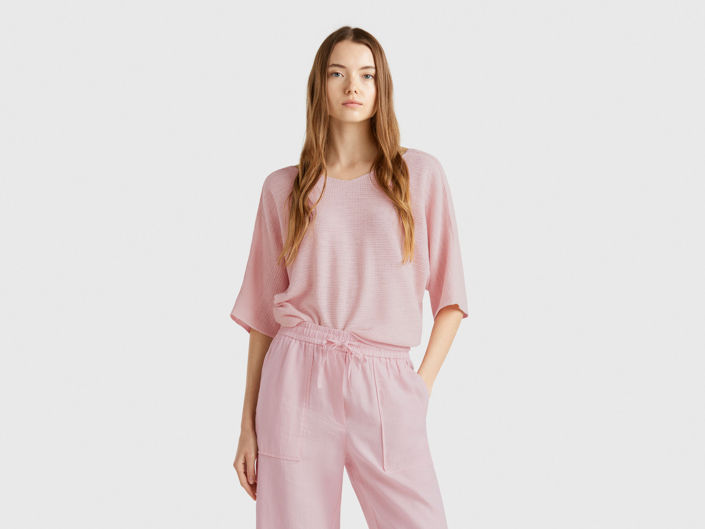 MAGLIA SCOLLO V M/M Donna image number 1