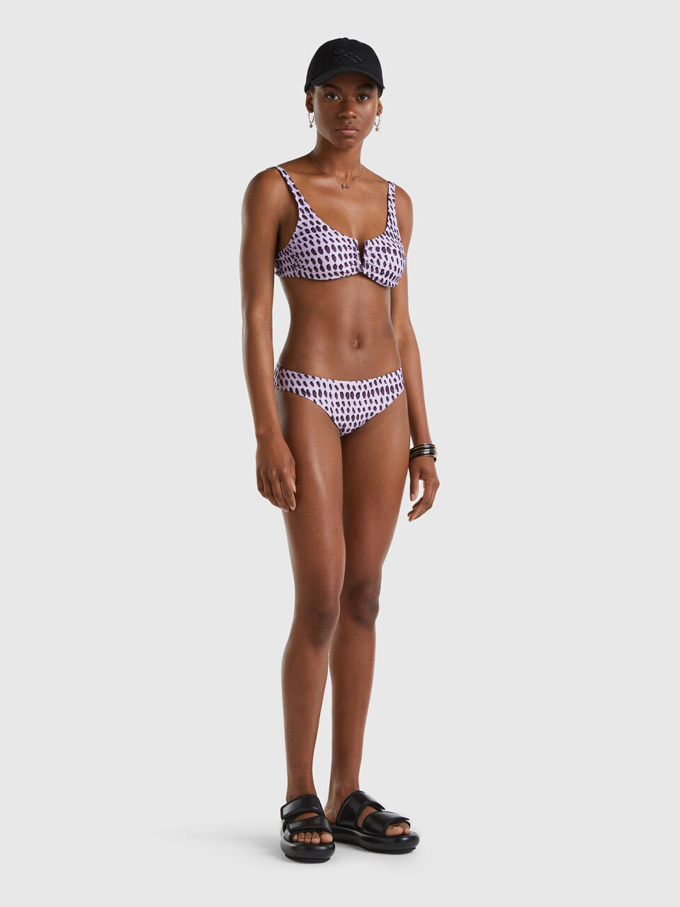 Swim bottoms with spotted print