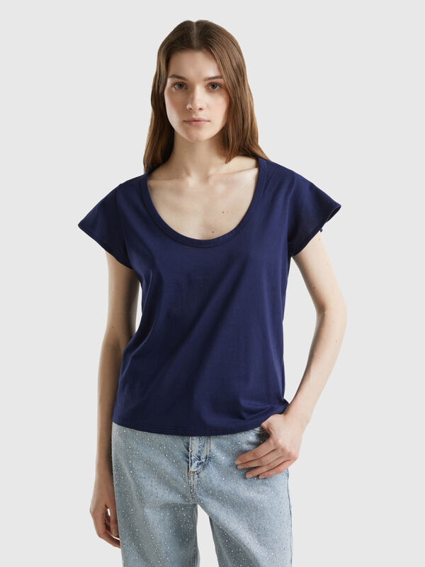 T-shirt with wide neck Women