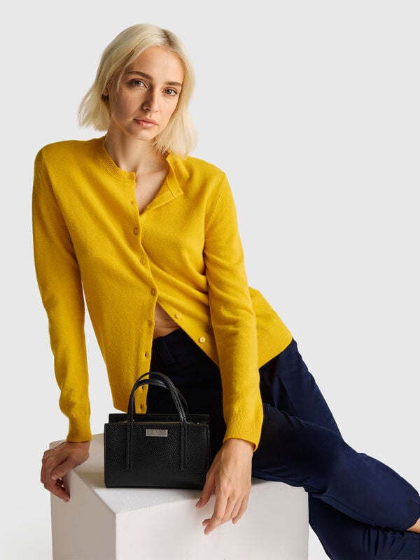 Cardigan girocollo giallo ocra in pura lana Merino Donna