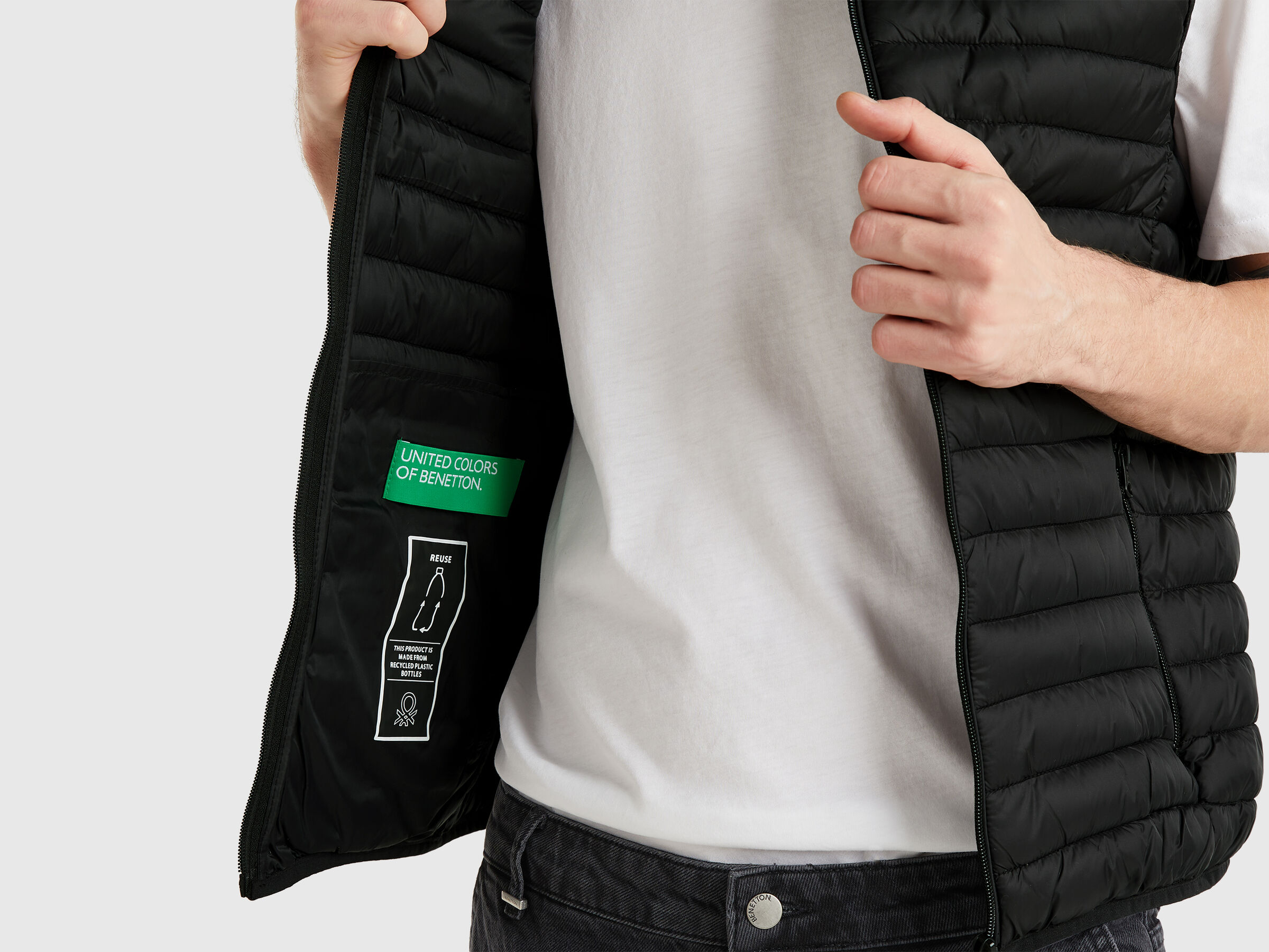 WAISTCOAT Men image number 3