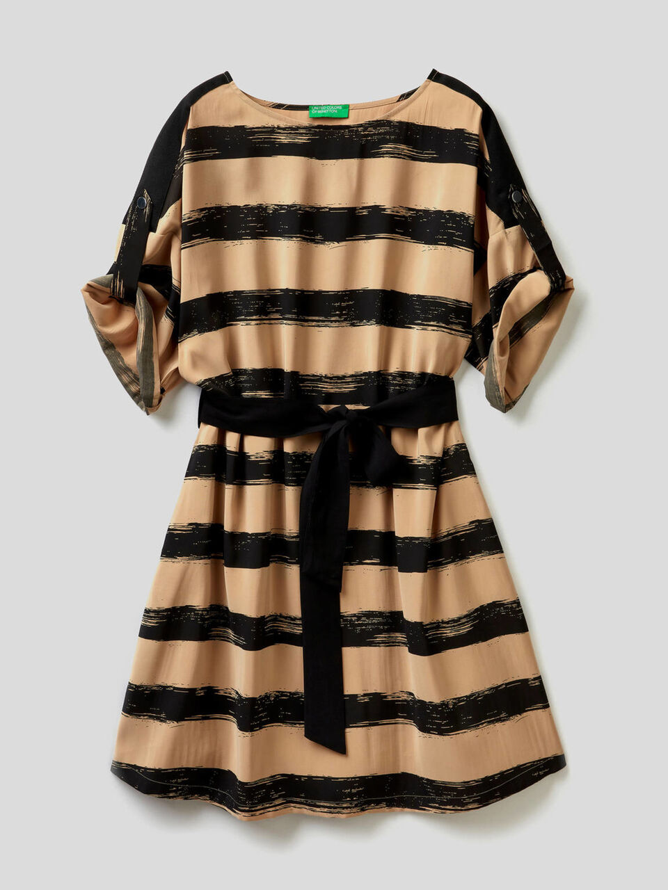 Robe courte avec imprimé image number 1