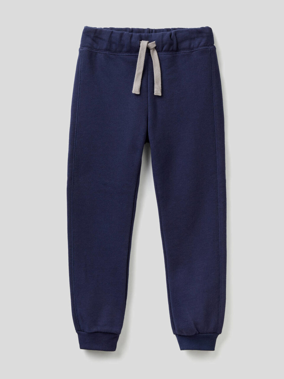 Hose aus Sweatstoff mit Logo image number 1