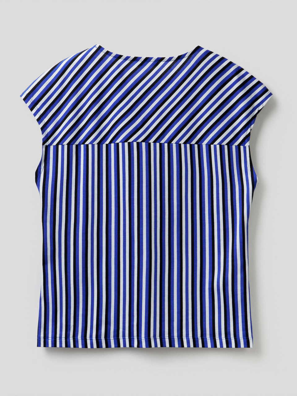 Gestreiftes T-Shirt aus 100% Baumwolle image number 2