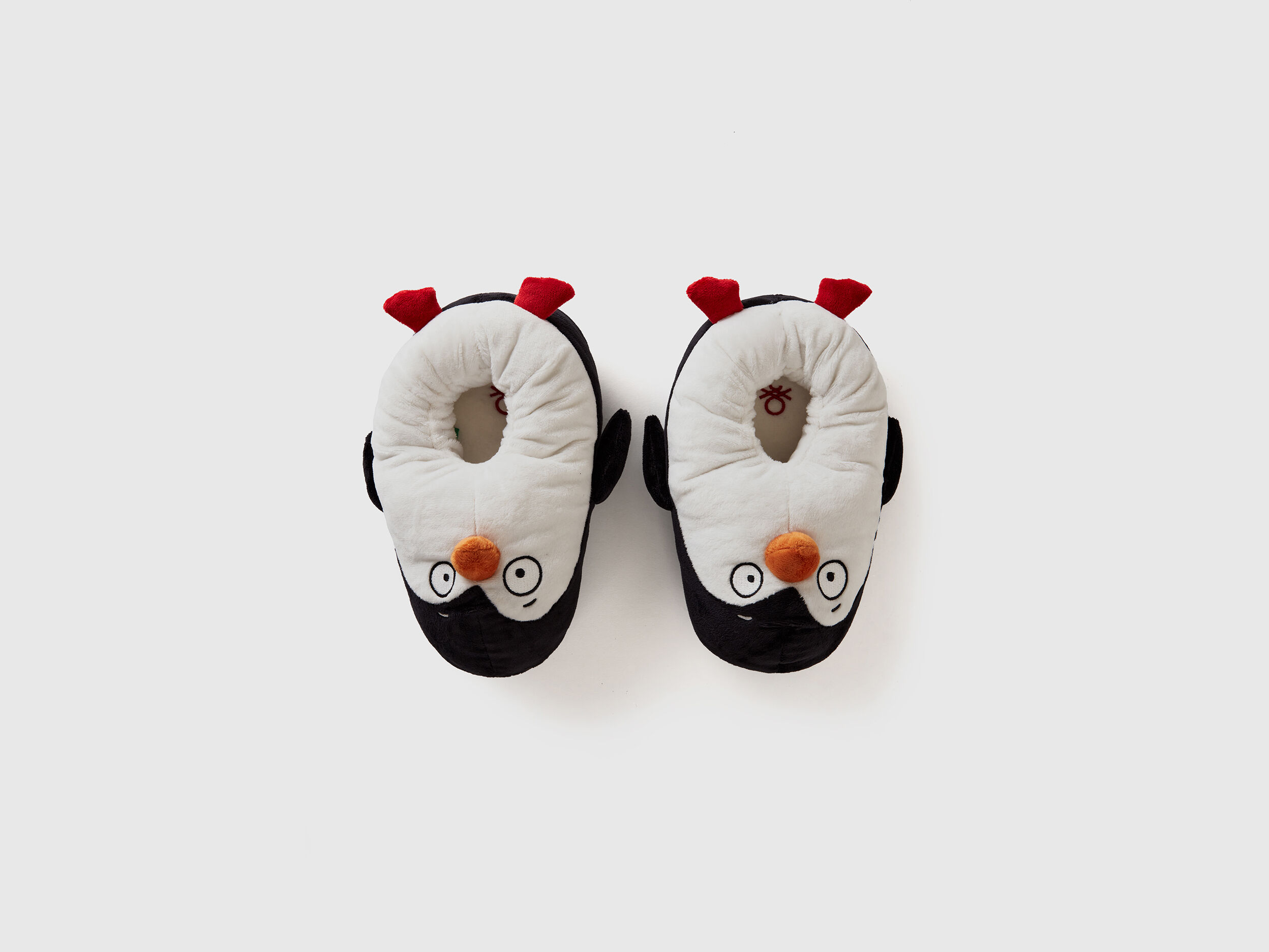 Penguin slippers Black Benetton