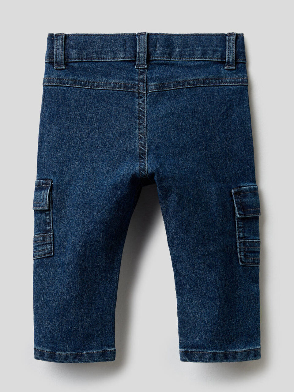 Pantalon cargo en denim stretch image number 2