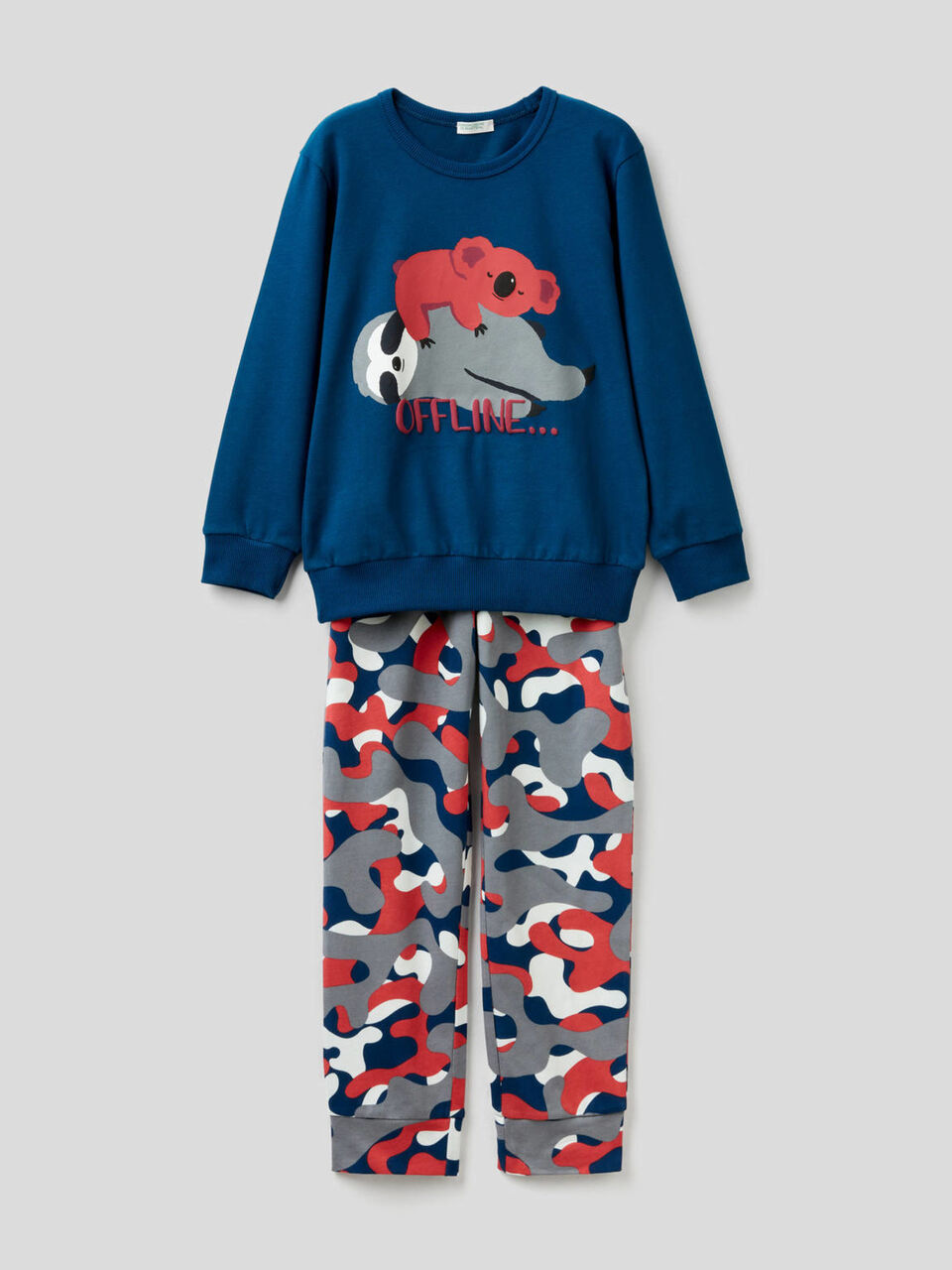 Langer Pyjama aus Baumwolle mit Prints image number 1