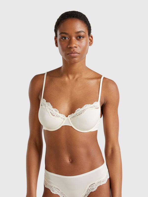 Soutien-gorge avec armatures et dentelle Femme