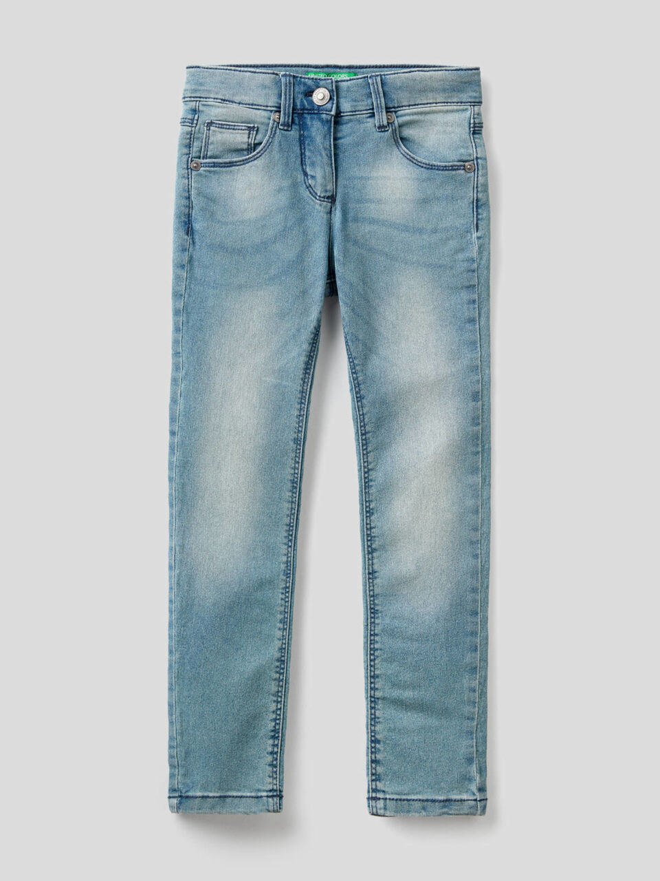 Jeans skinny fit dall'aspetto vissuto image number 1